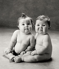 "Alexandra & Myles" Photo: © Anne Geddes