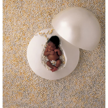 August 2001 Photo: © Anne Geddes